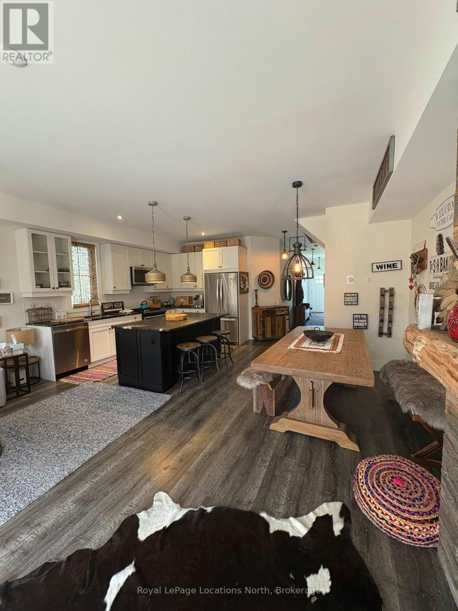 363 Yellow Birch Crescent, Blue Mountains, ON, L9Y 0Y5 - 3