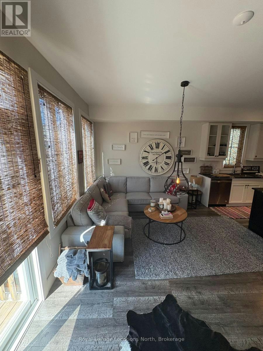 363 Yellow Birch Crescent, Blue Mountains, ON, L9Y 0Y5 - 4