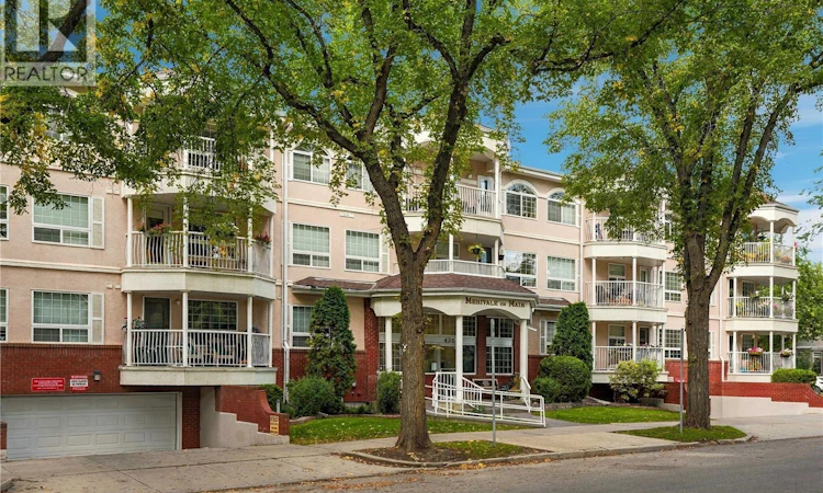 306-435 Main Street
