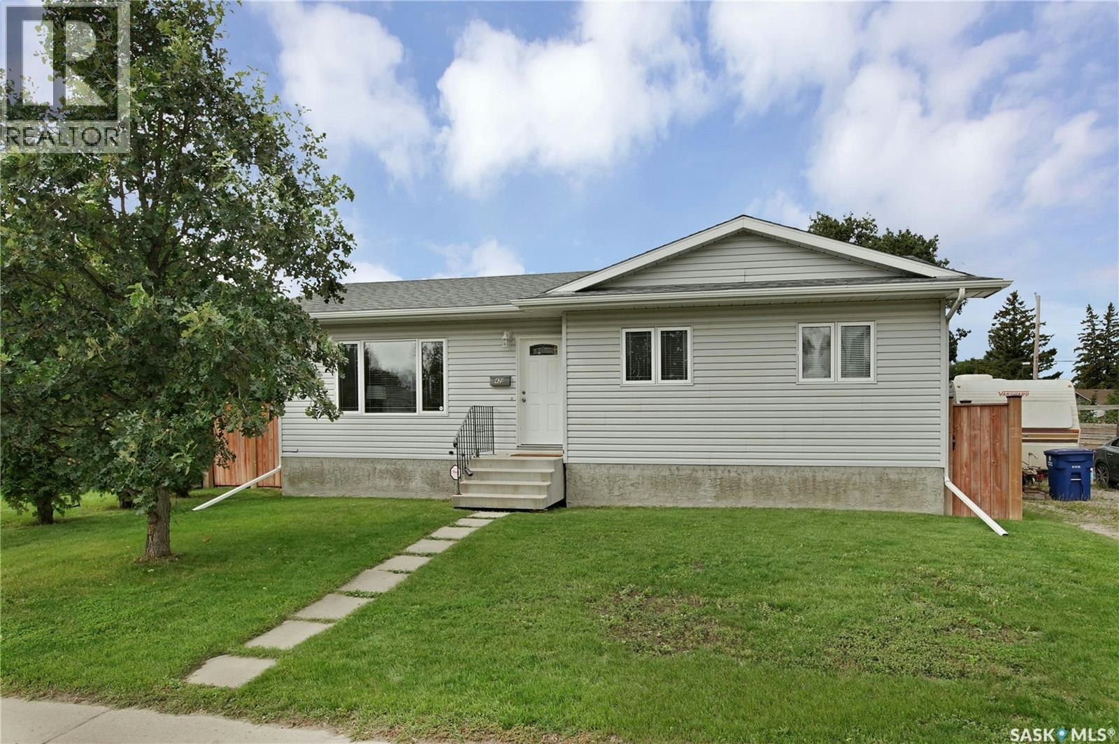 42A 5th Avenue N, Martensville, SK, S0K 2T2