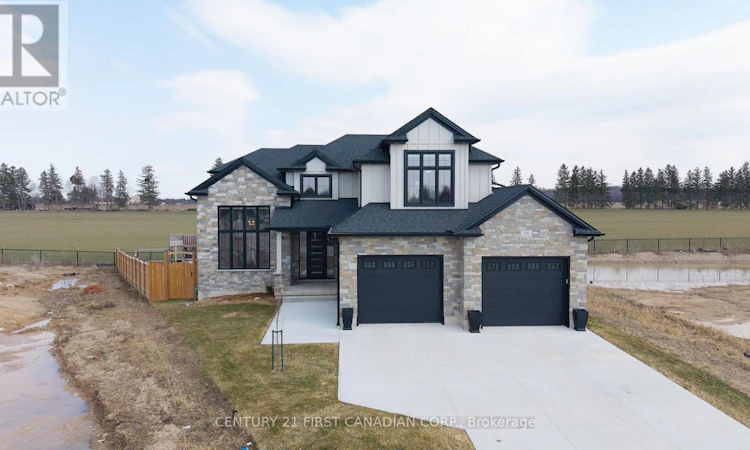 24 Postma Crescent