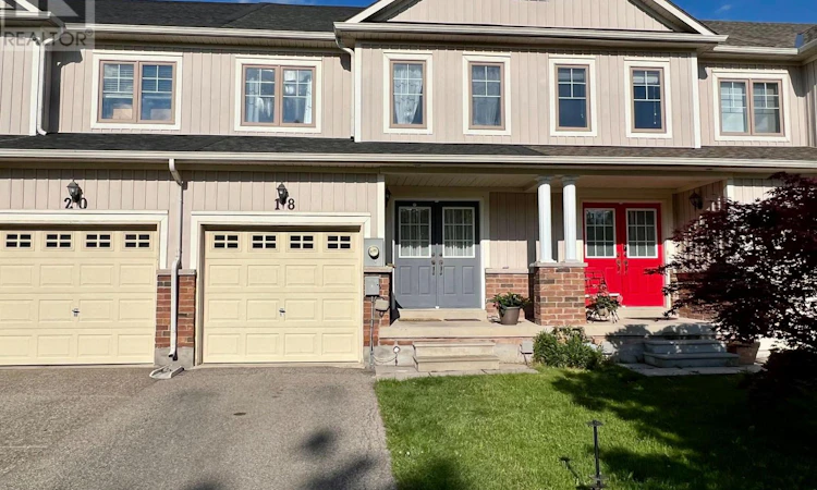18 Mackenzie King Avenue
