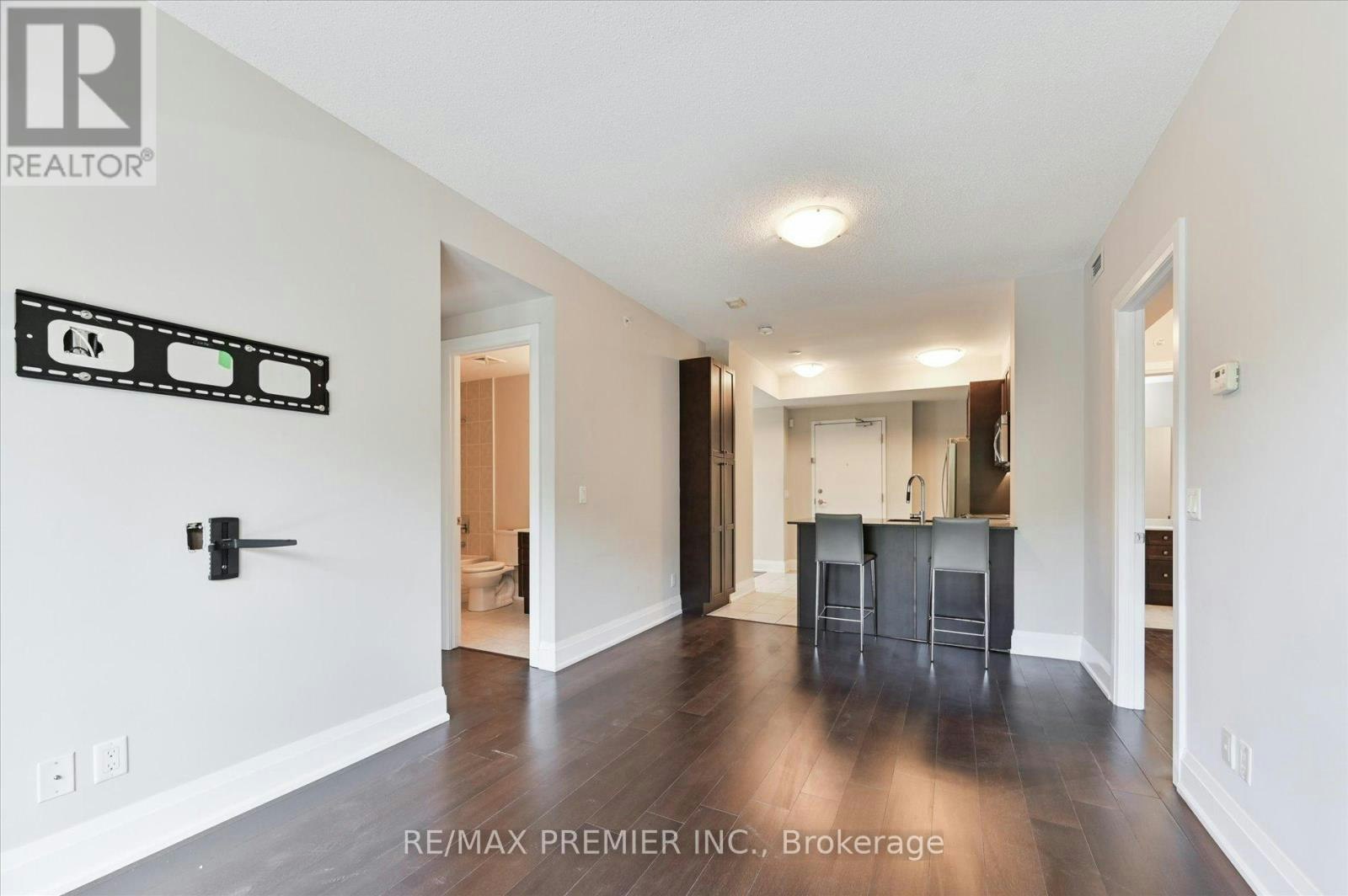 517-8302 Islington Avenue, Vaughan, ON, L4L 0E6 - 10