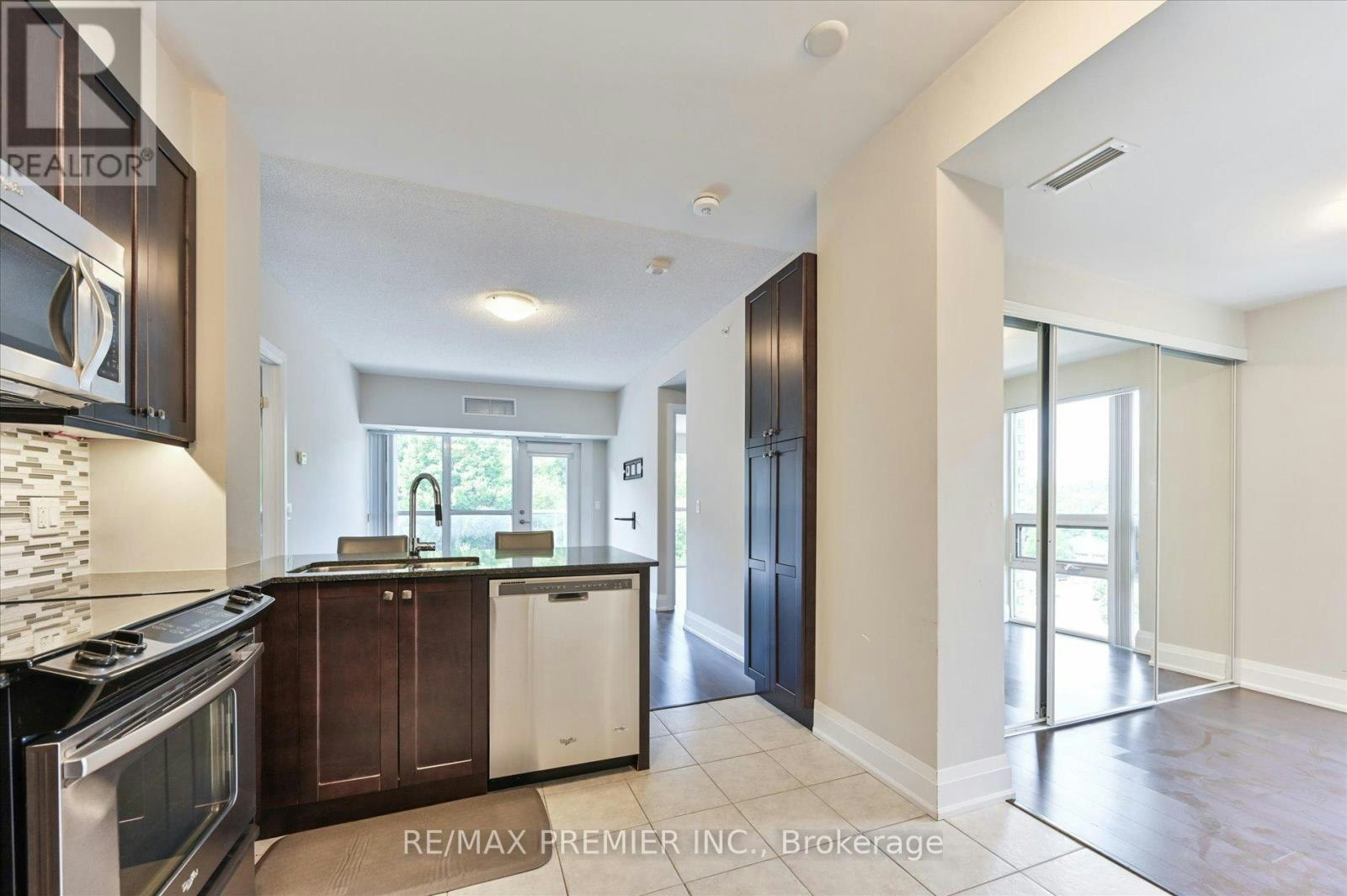 517-8302 Islington Avenue, Vaughan, ON, L4L 0E6 - 14