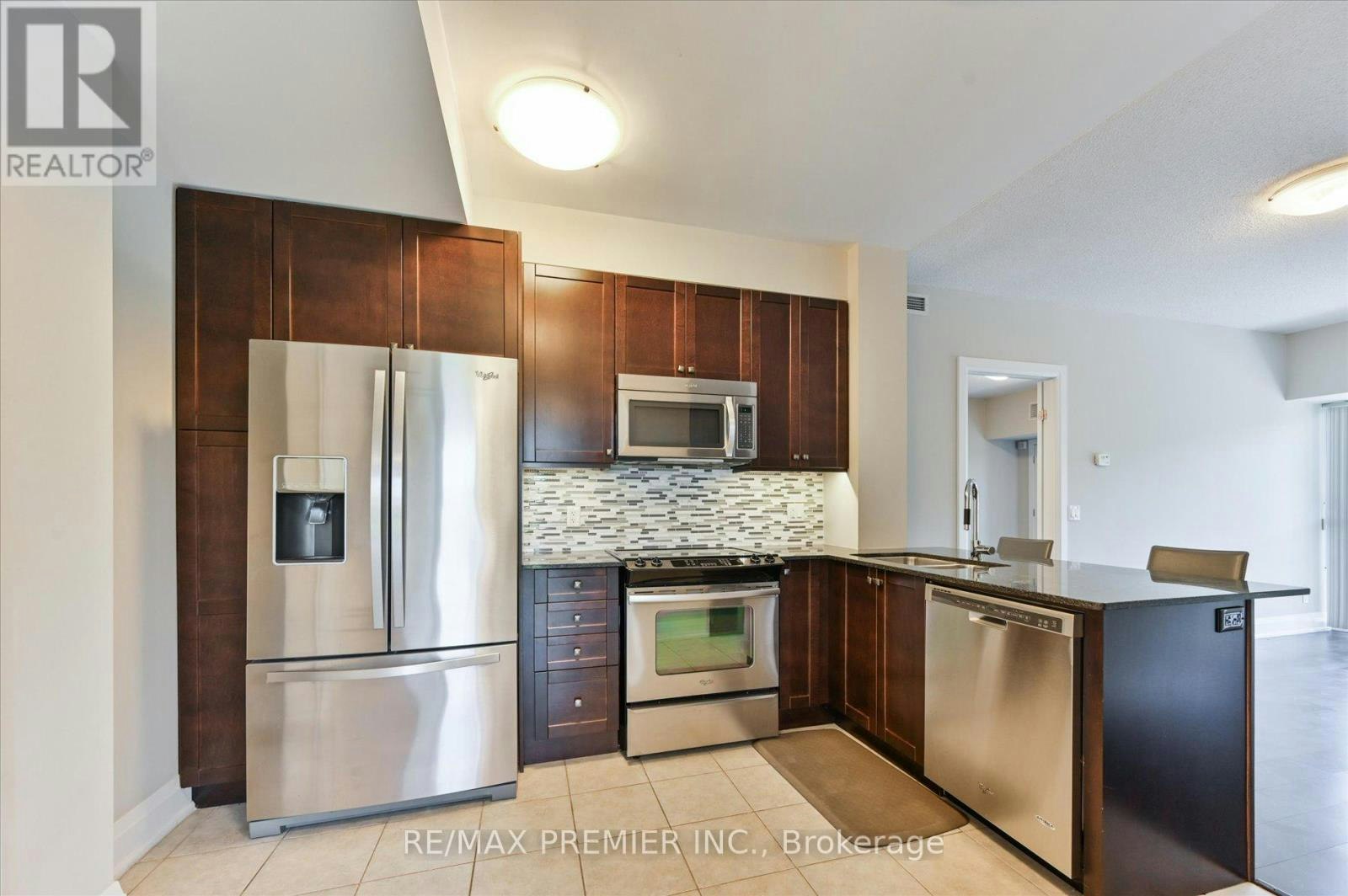 517-8302 Islington Avenue, Vaughan, ON, L4L 0E6 - 12