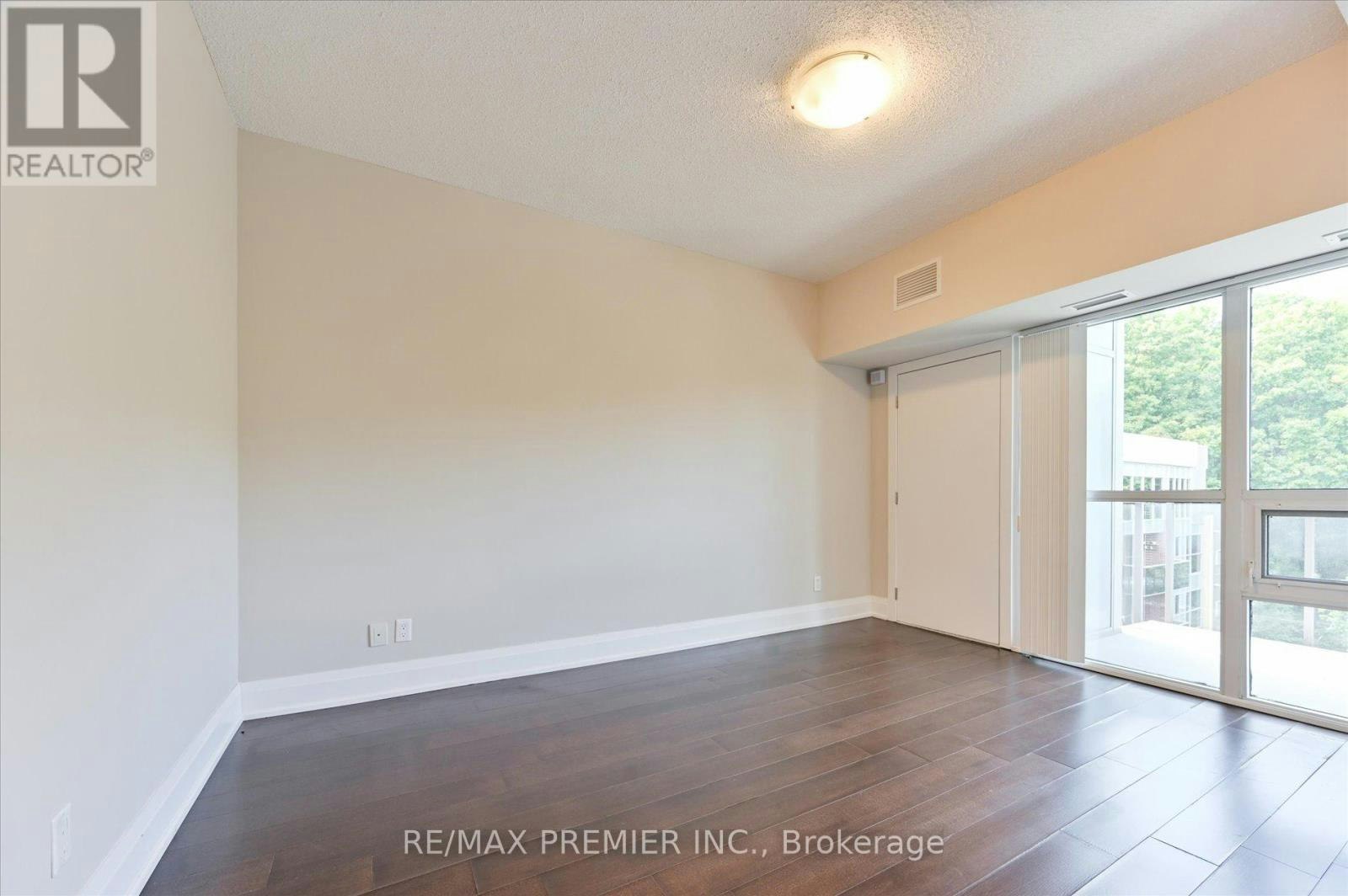 517-8302 Islington Avenue, Vaughan, ON, L4L 0E6 - 17