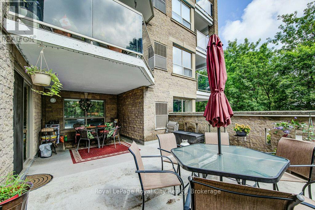 204-281 Bristol Street, Guelph, ON, N1H 8J3