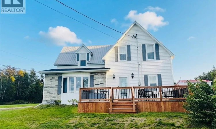 10 Thibodeau Lane