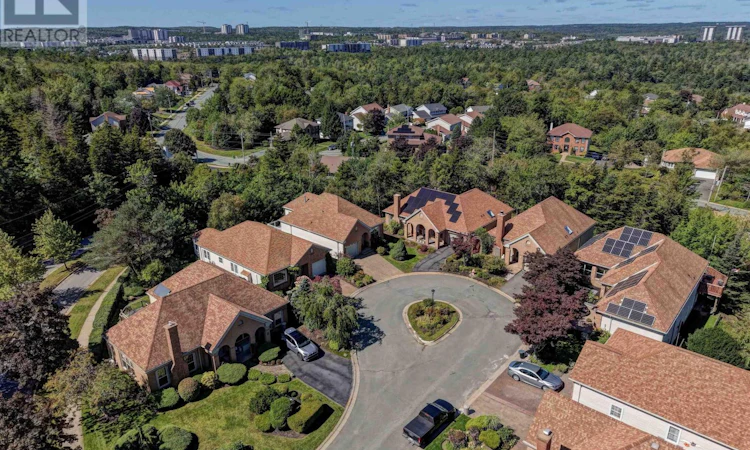 7 Compass Rose Court