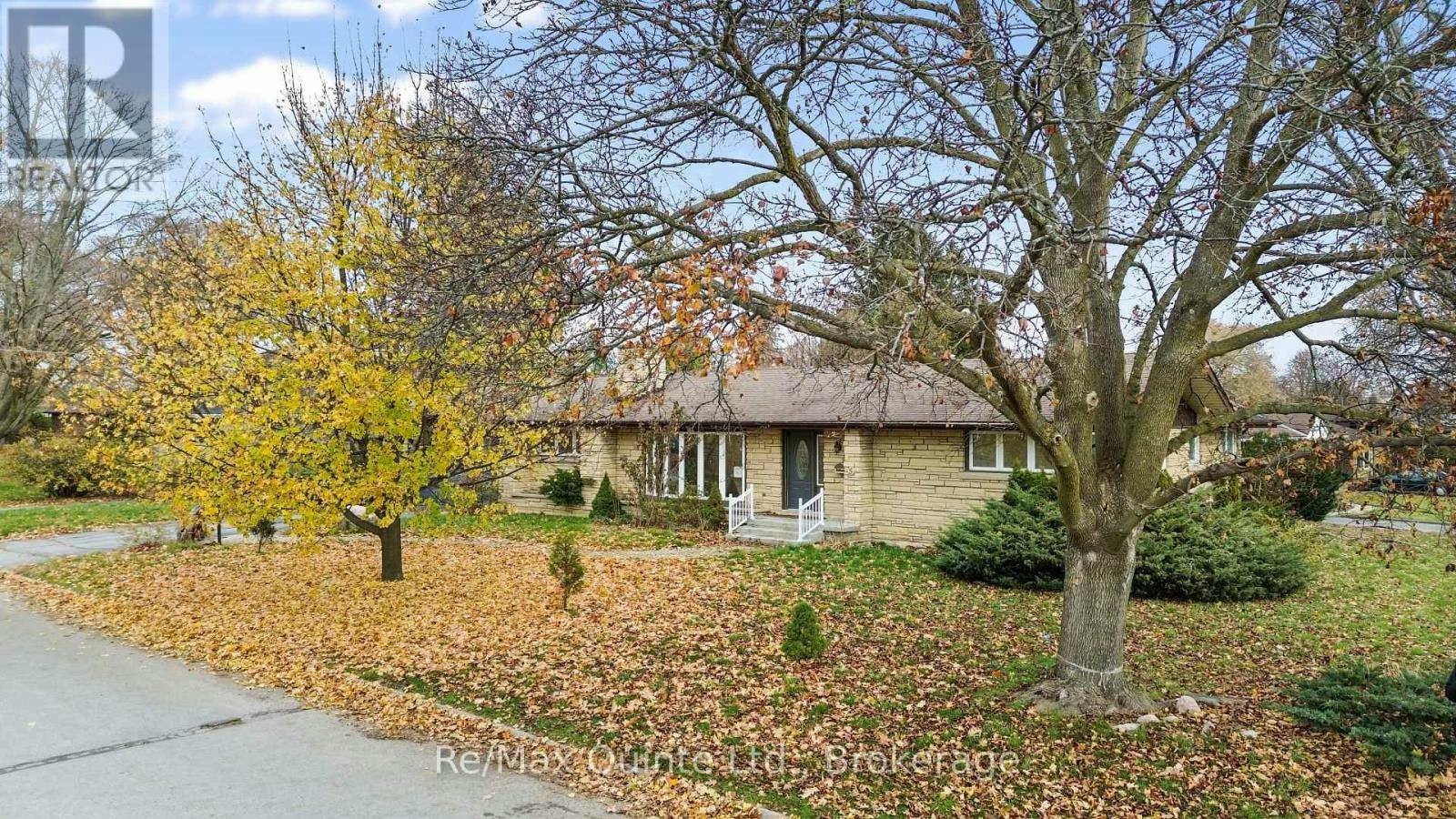 5 Stanley Park Drive, Belleville, ON, K8N 4N1