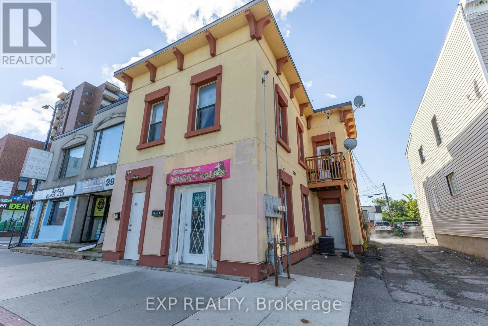 3-288 Montreal Road, Ottawa, ON, K1L 6B9
