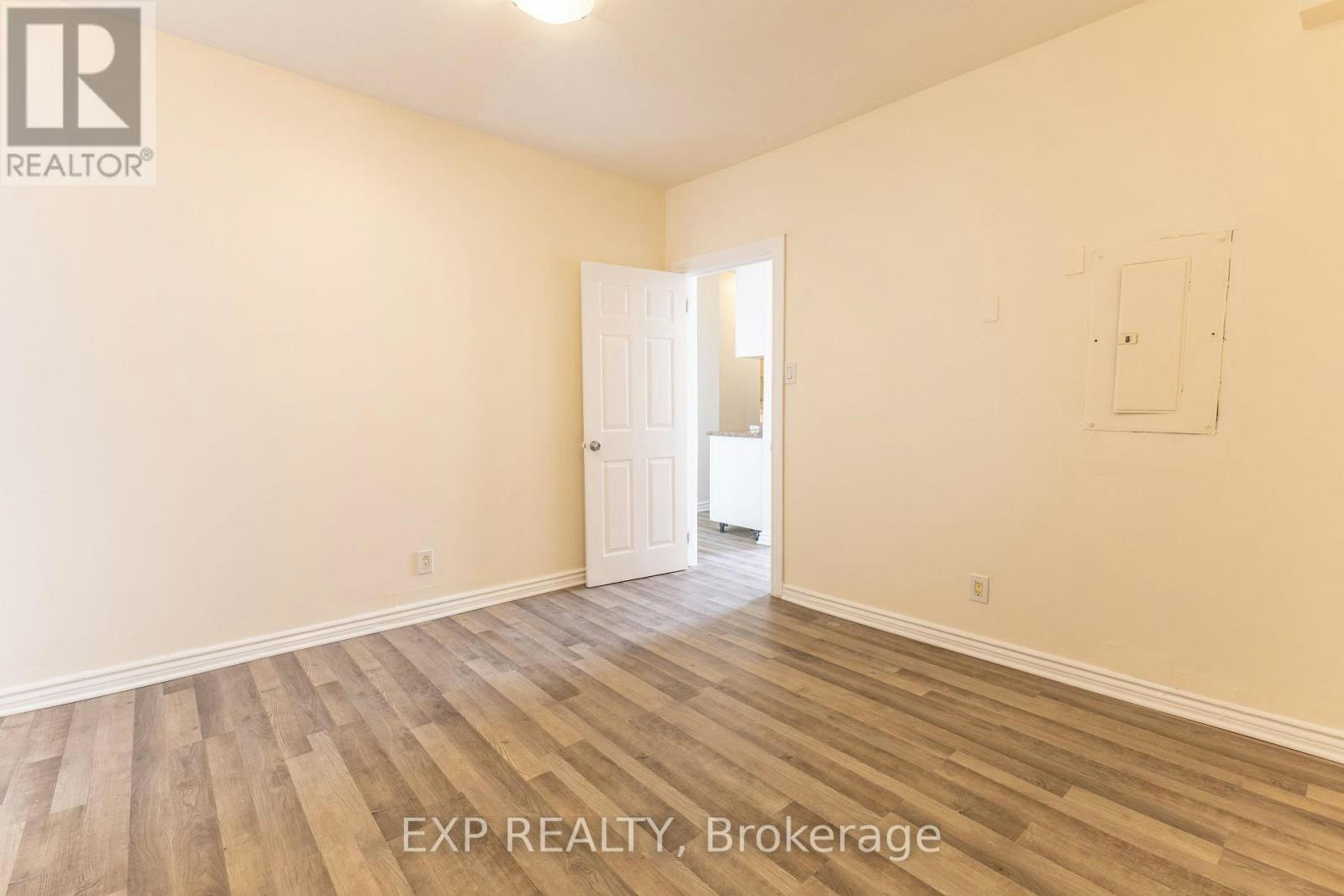 4-288 Montreal Road, Ottawa, ON, K1L 6B9 - 5