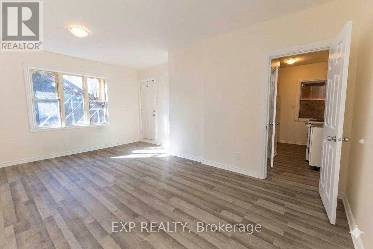 4-288 Montreal Road, Ottawa, ON, K1L 6B9 - 7