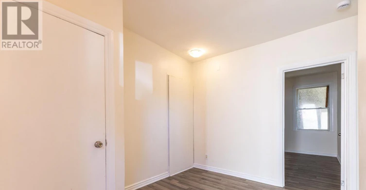 4-288 Montreal Road, Ottawa, ON, K1L 6B9 - 2