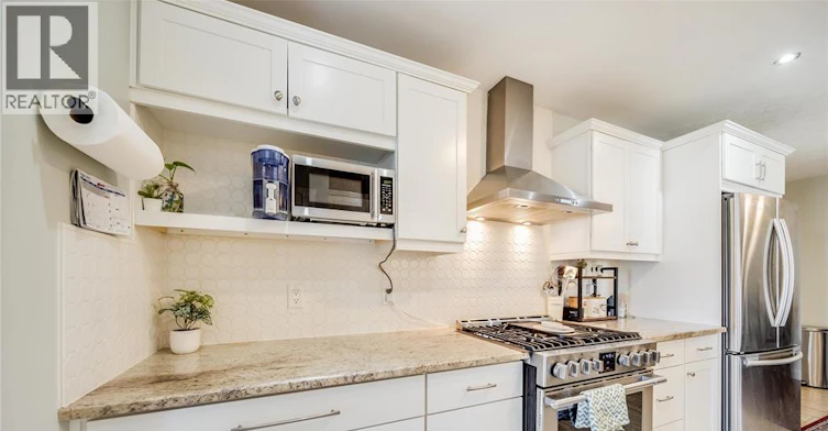 746 Michael Drive, Tecumseh, ON, N8N 5A3 - 8