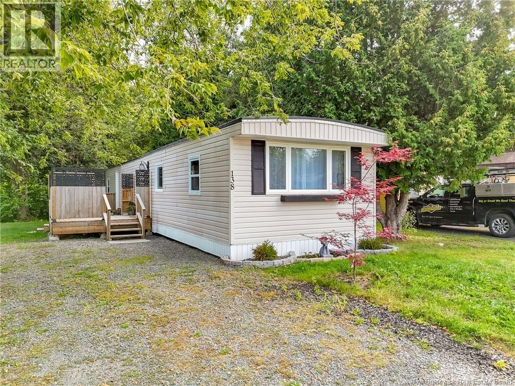 138 Moore Street, Fredericton, NB, E3B 8L7