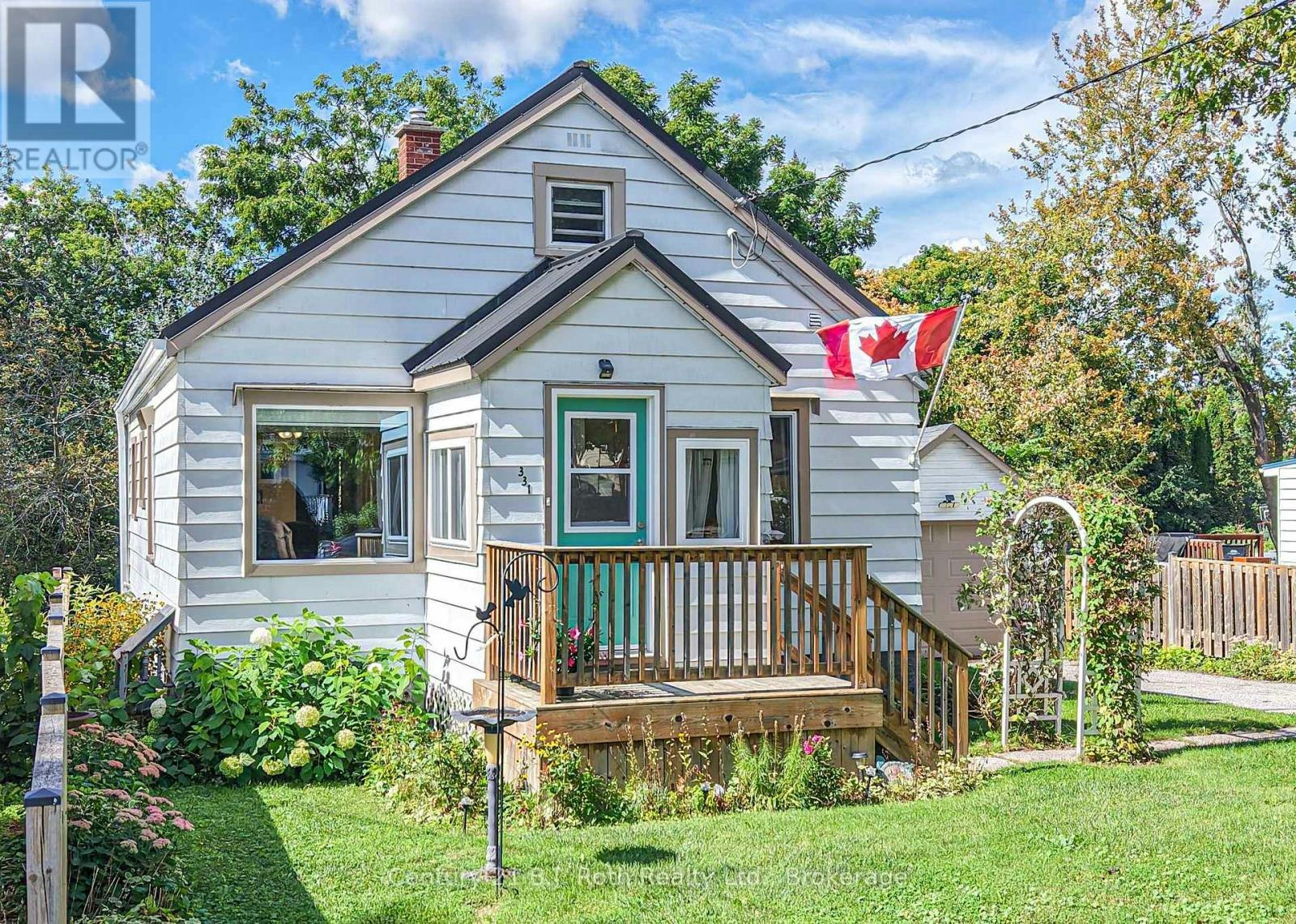 331 Moffat Street, Orillia, ON, L3V 4E9