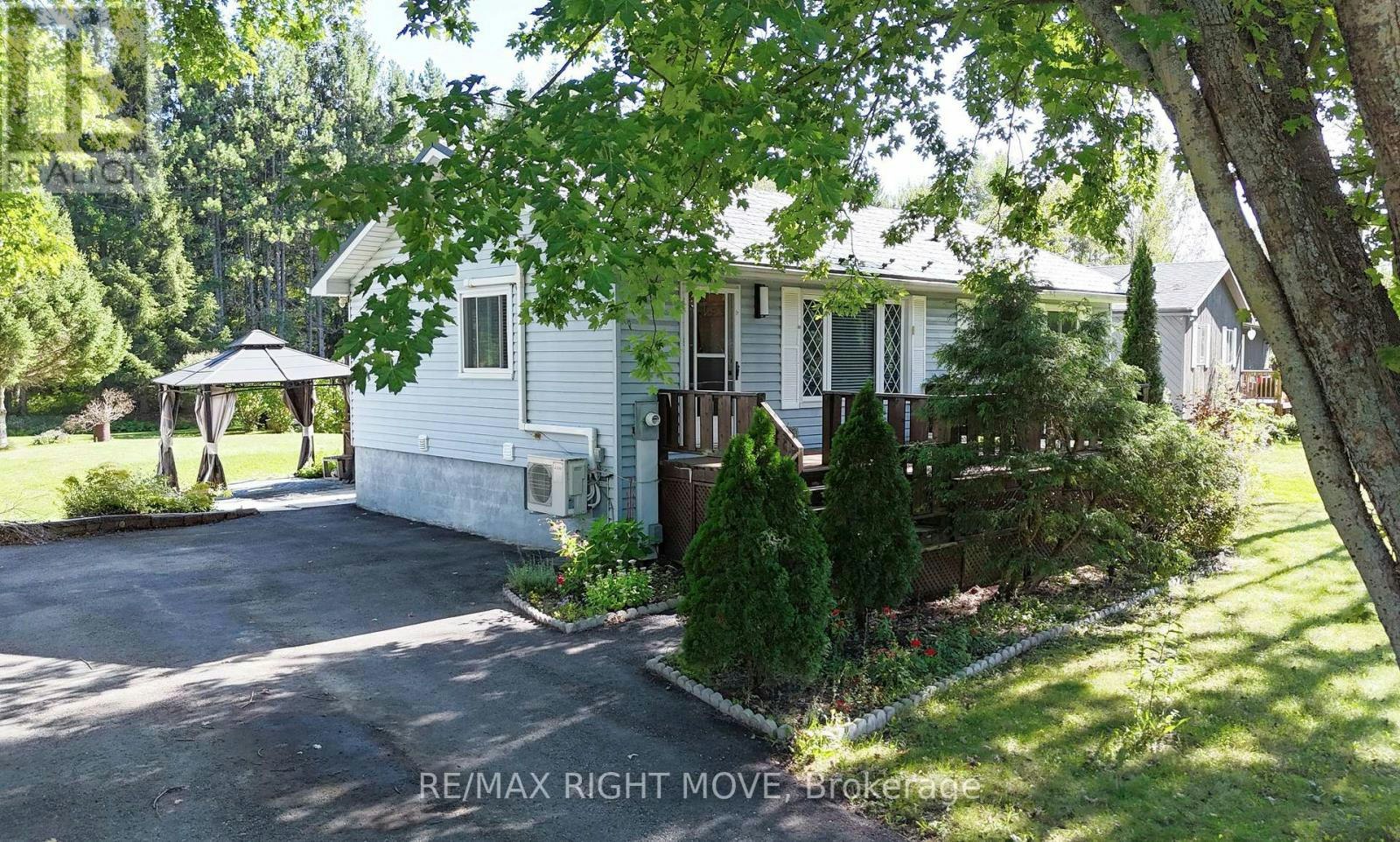8020 Park Lane Crescent, Ramara, ON, L0K 2B0