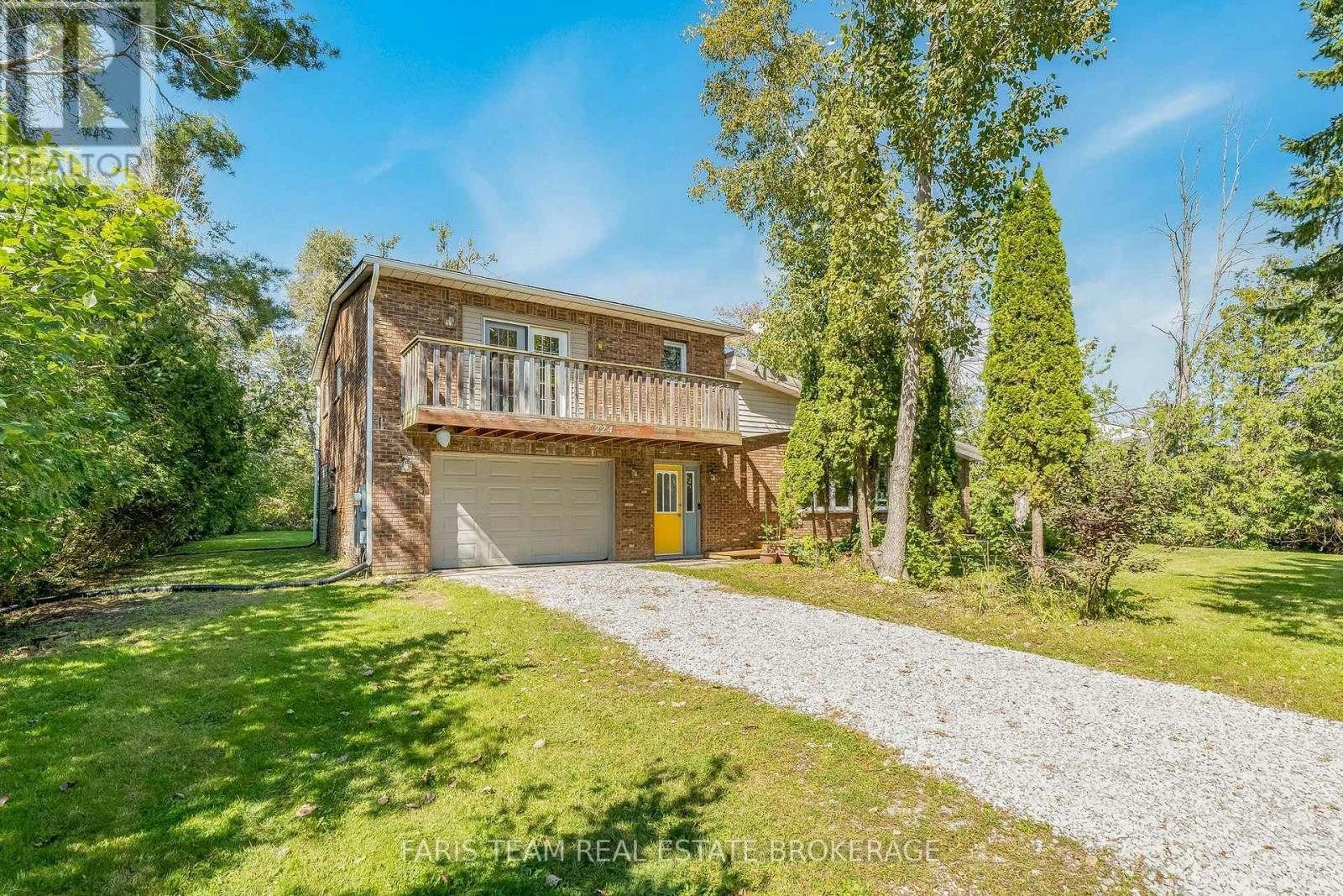 224 Lakeshore Road W, Oro-Medonte, ON, L0L 2E0