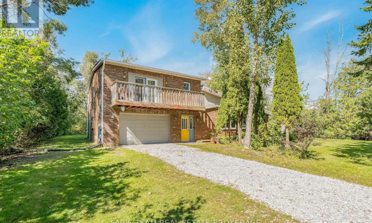 224 Lakeshore Road W