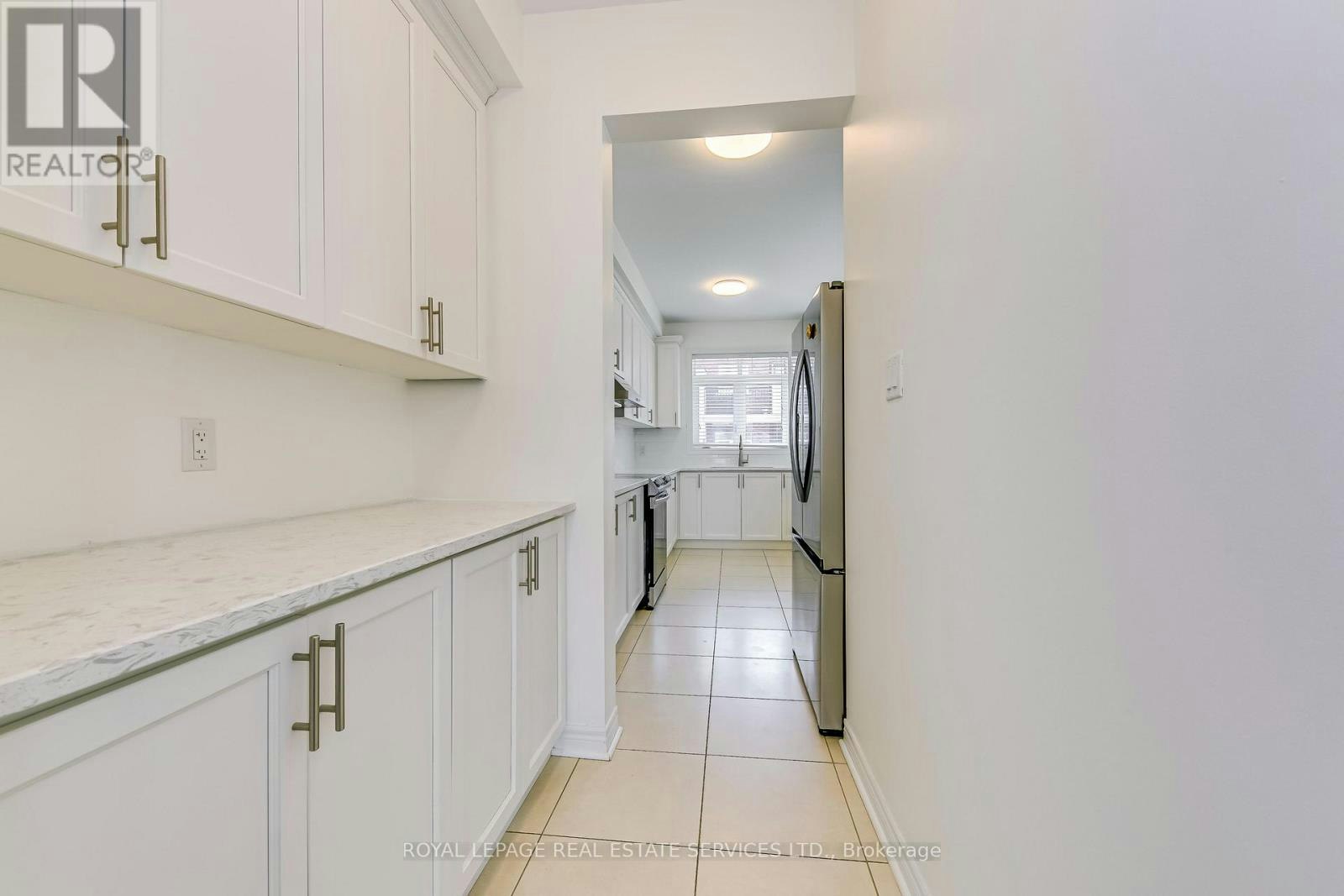 3072 Eberly Woods Drive, Oakville, ON, L6M 0T5 - 12