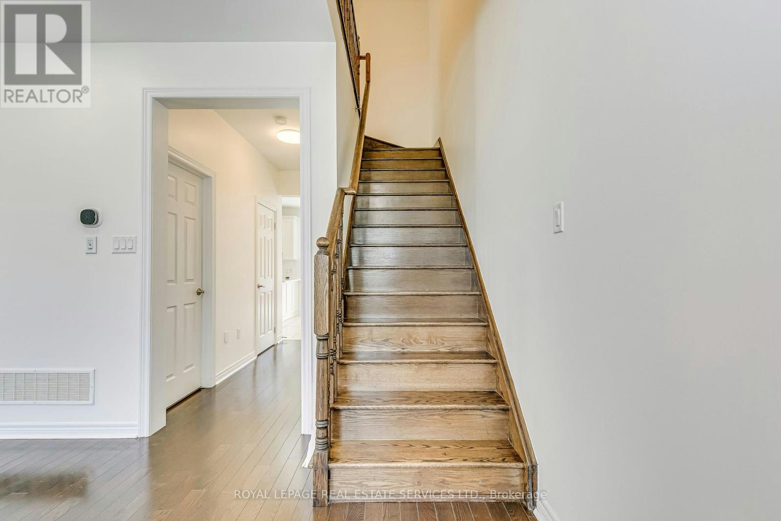 3072 Eberly Woods Drive, Oakville, ON, L6M 0T5 - 24