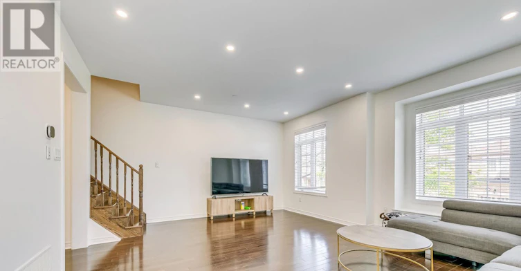 3072 Eberly Woods Drive, Oakville, ON, L6M 0T5 - 9