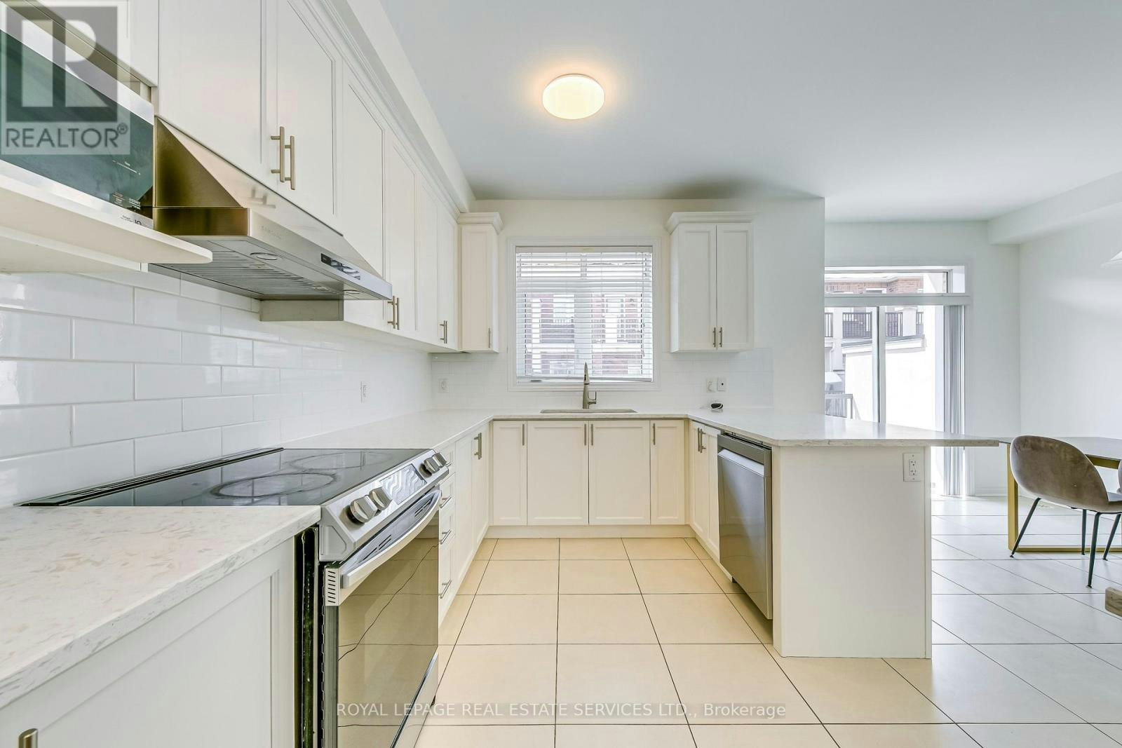 3072 Eberly Woods Drive, Oakville, ON, L6M 0T5 - 15