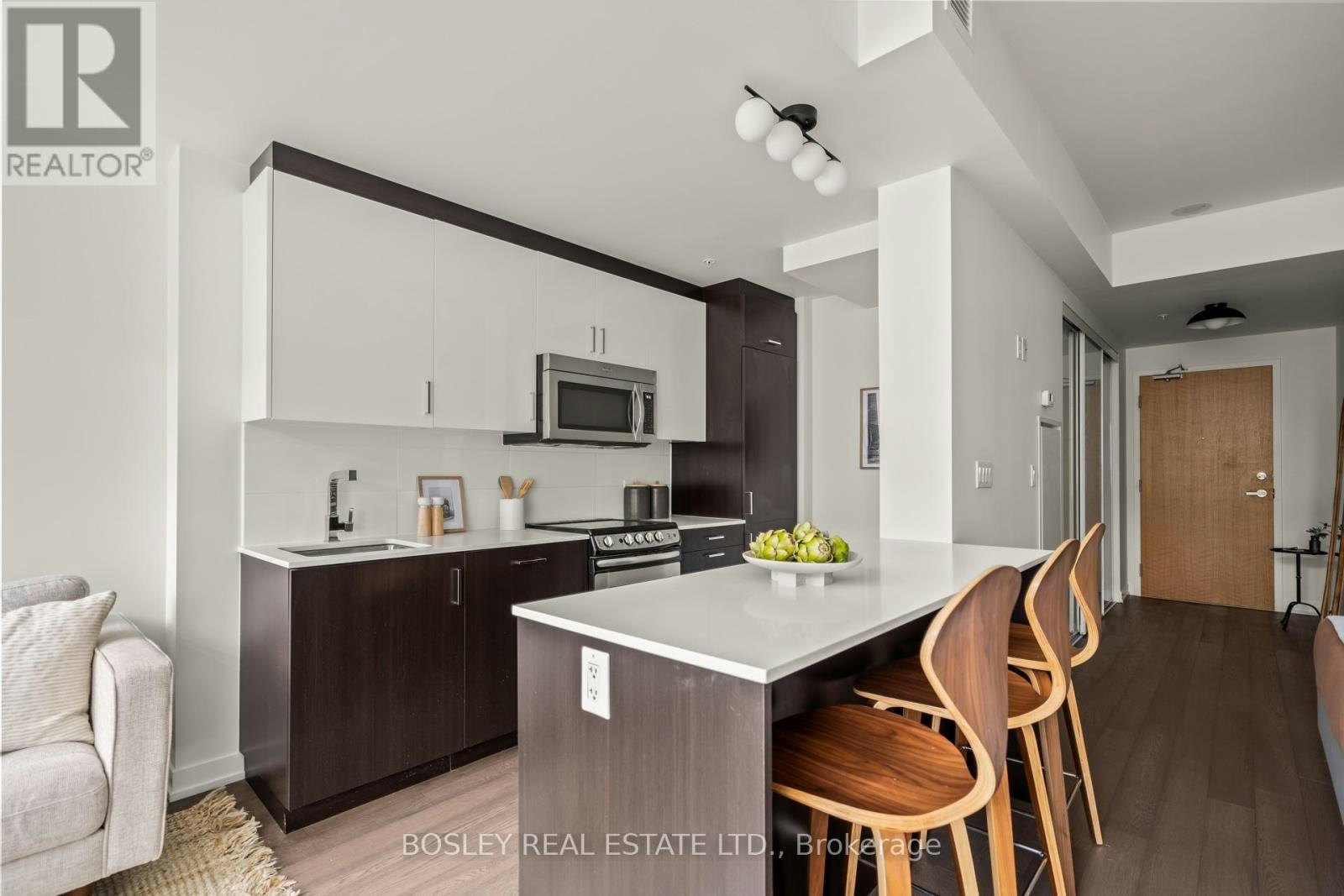 205-36 Howard Park Avenue, Toronto, ON, M6R 0A5 - 9
