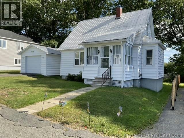 147 Saint James Street, Woodstock, NB, E7M 2T5