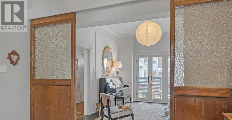 147 Claremont Street, Toronto, ON, M6J 2M7 - 14