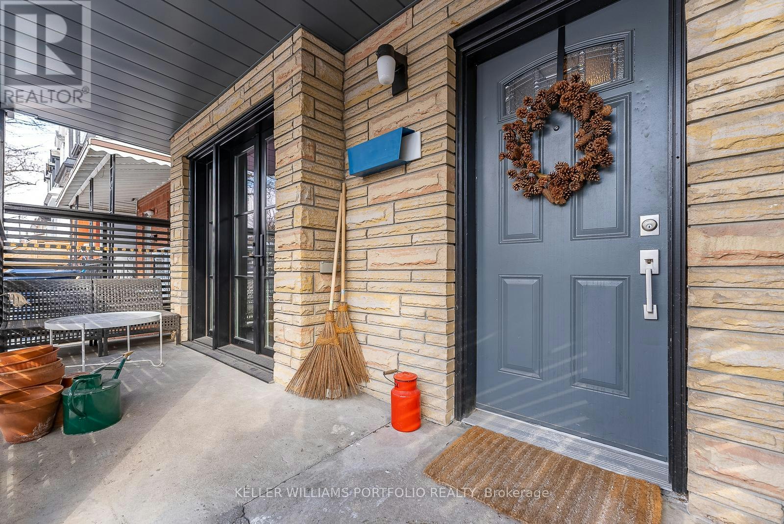 147 Claremont Street, Toronto, ON, M6J 2M7 - 3