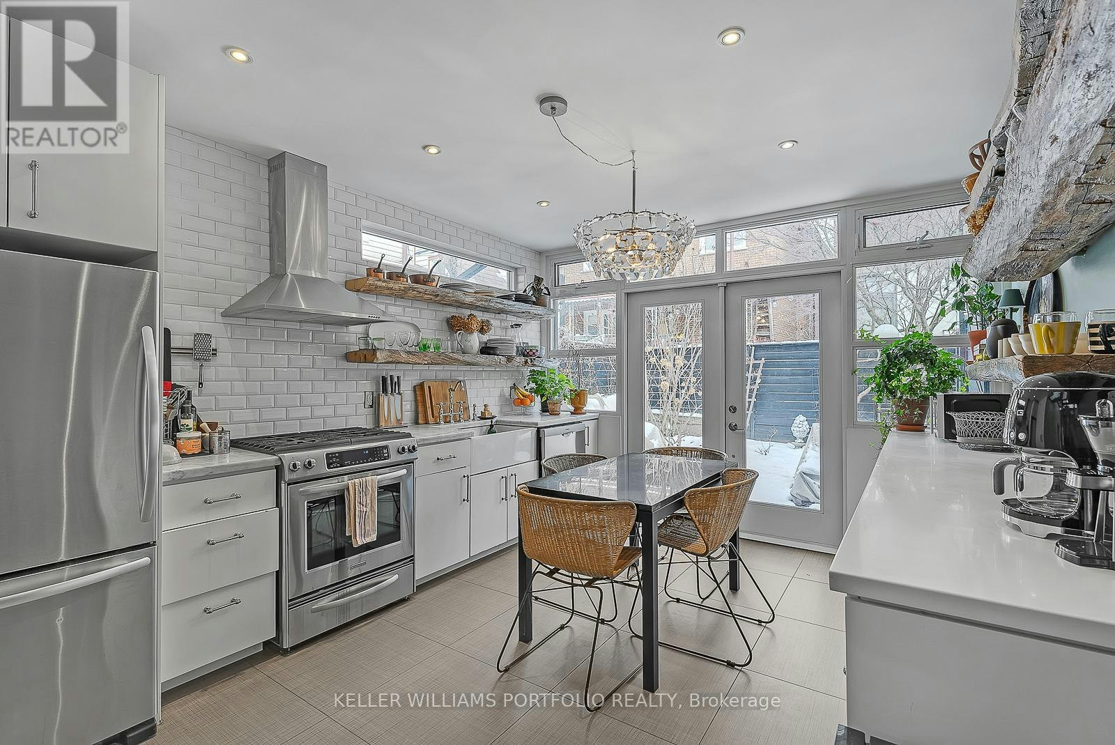 147 Claremont Street, Toronto, ON, M6J 2M7 - 16