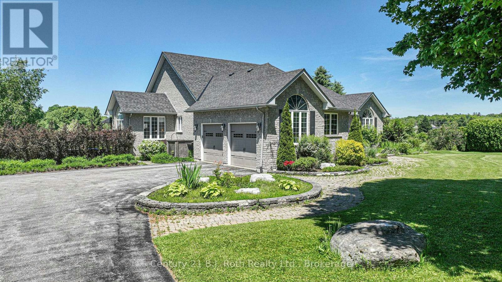 1273 Hawk Ridge Crescent, Severn, ON, L3V 0Y6