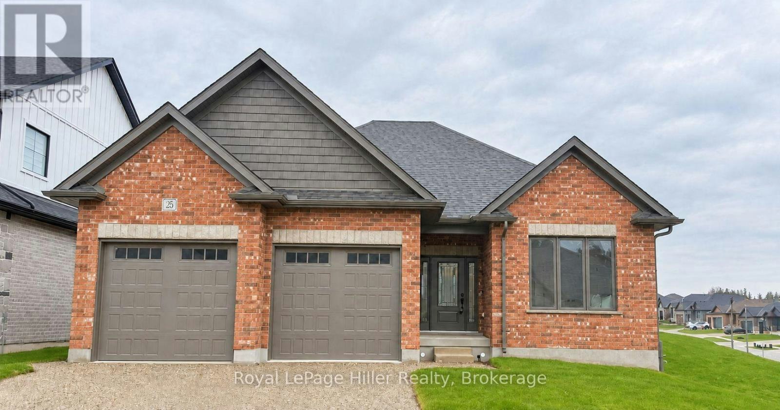 25 Avery Place, Perth East, ON, N0K 1M0