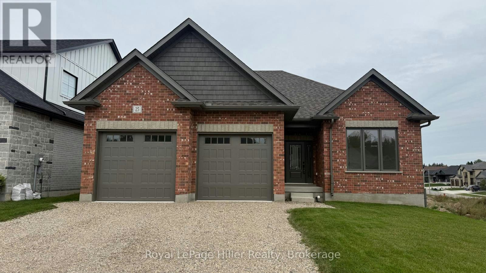 25 Avery Place, Perth East, ON, N0K 1M0