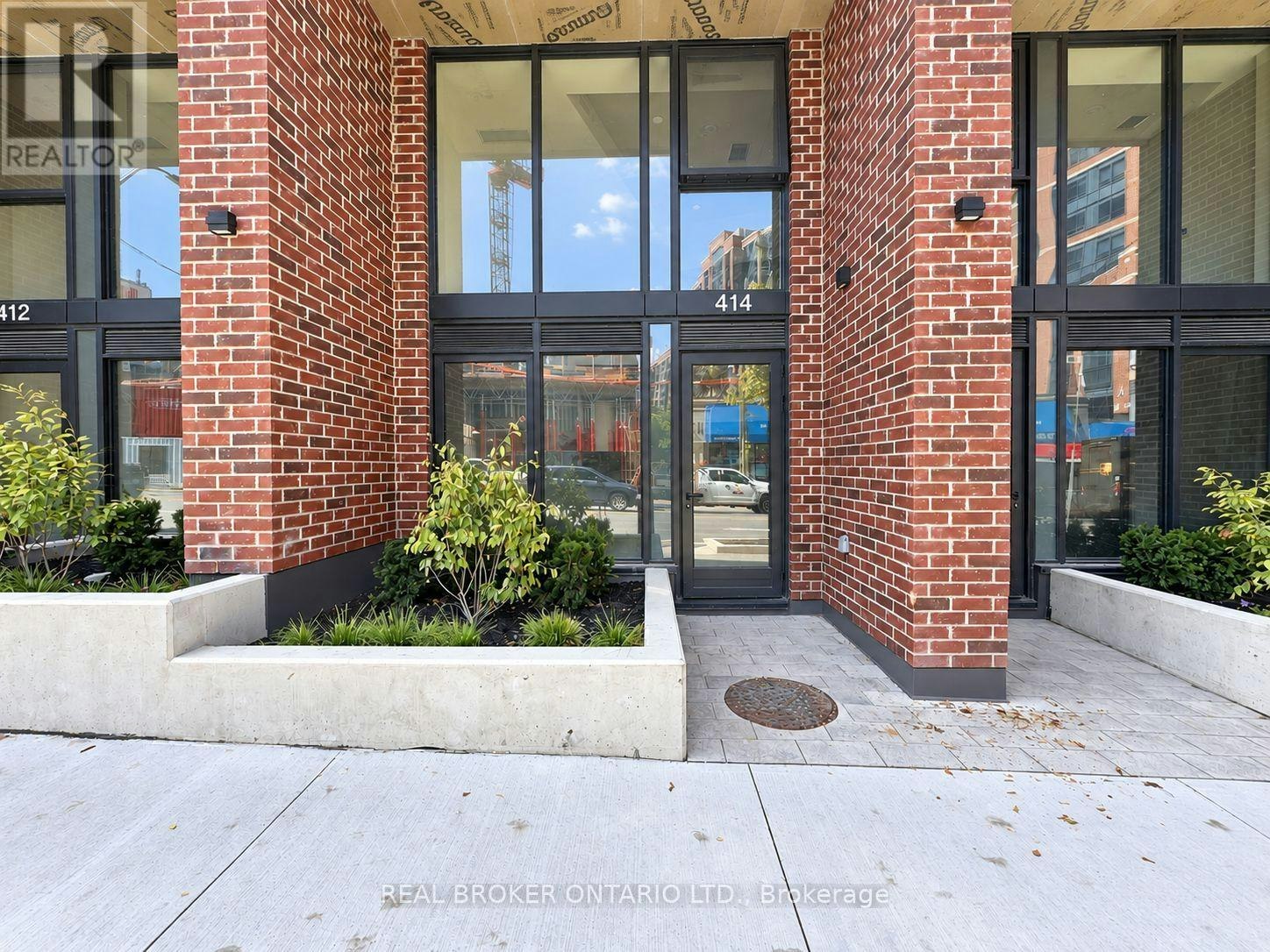 103-410 Keele Street, Toronto, ON, M6P 2K8 - 12