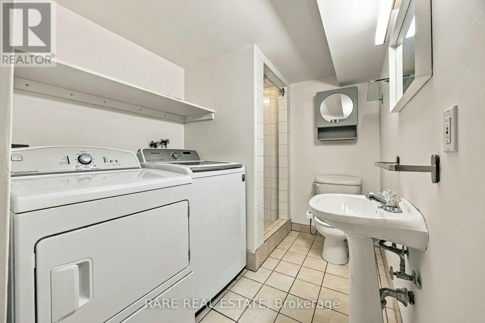 1-152 Sunnyside Avenue, Toronto, ON, M6R 2P2 - 11