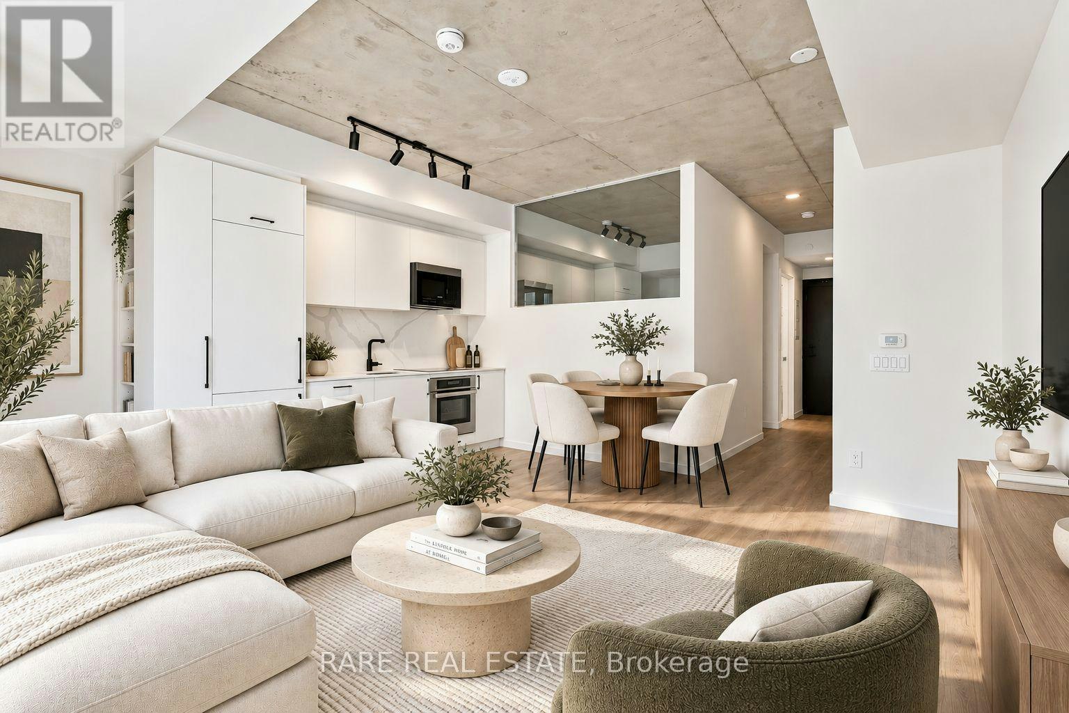 330-689 The Queensway, Toronto, ON, M8Y 3A6