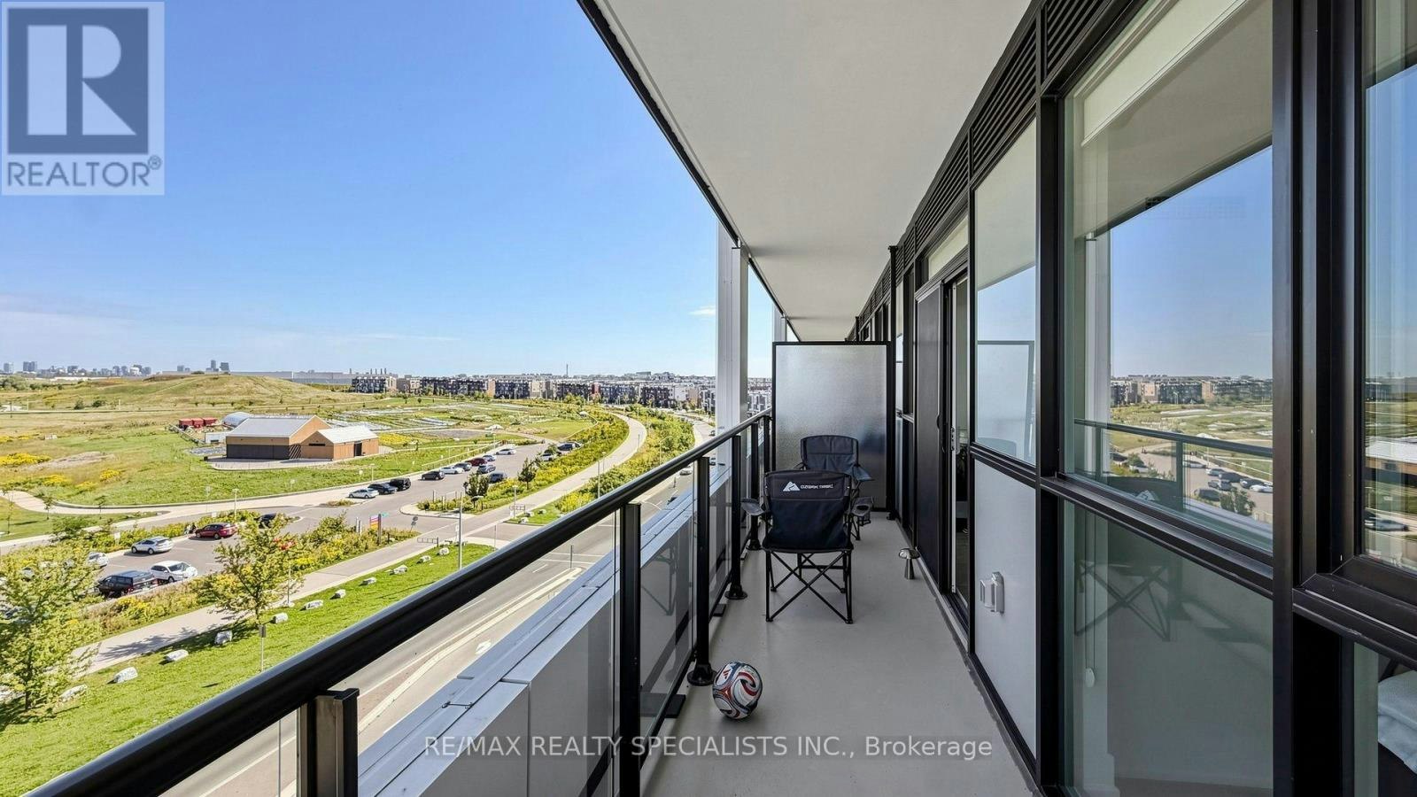 601-60 George Butchart Drive, Toronto, ON, M3K 0A7 - 24