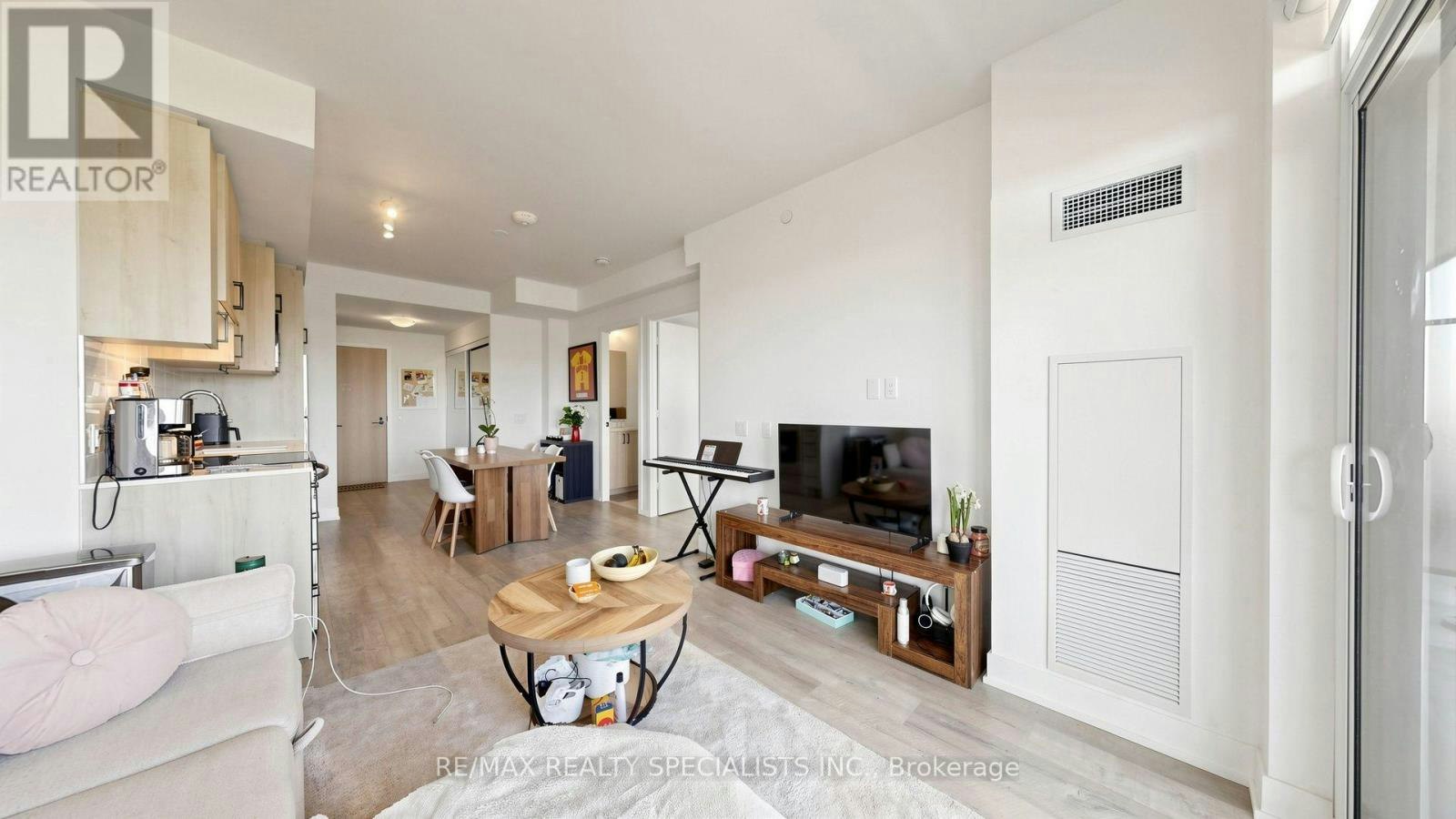 601-60 George Butchart Drive, Toronto, ON, M3K 0A7 - 10