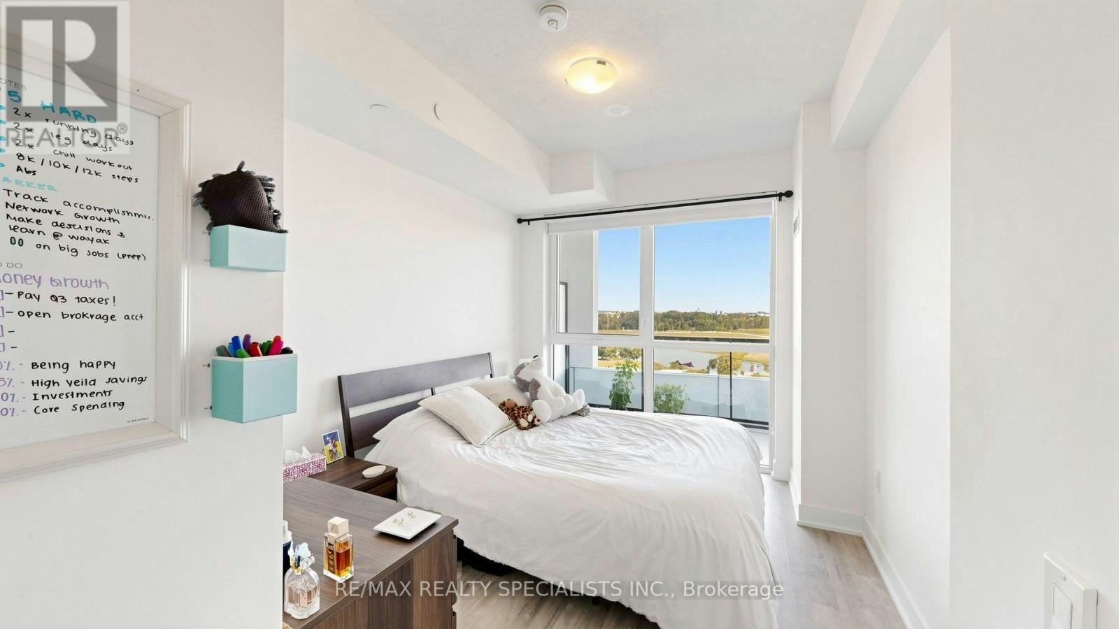 601-60 George Butchart Drive, Toronto, ON, M3K 0A7 - 17