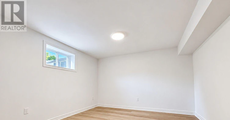 BSMT-20 Silvercrest Avenue, Toronto, ON, M8W 2S4 - 6