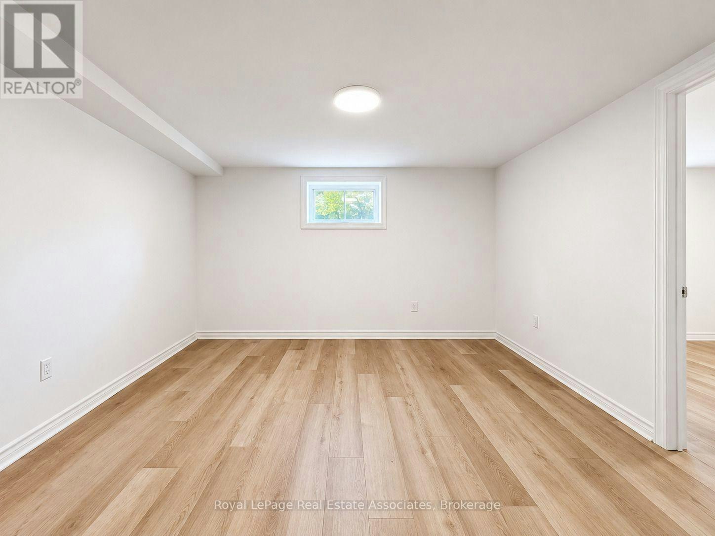 BSMT-20 Silvercrest Avenue, Toronto, ON, M8W 2S4 - 5