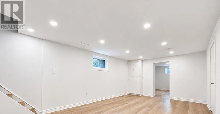 BSMT-20 Silvercrest Avenue, Toronto, ON, M8W 2S4 - 7