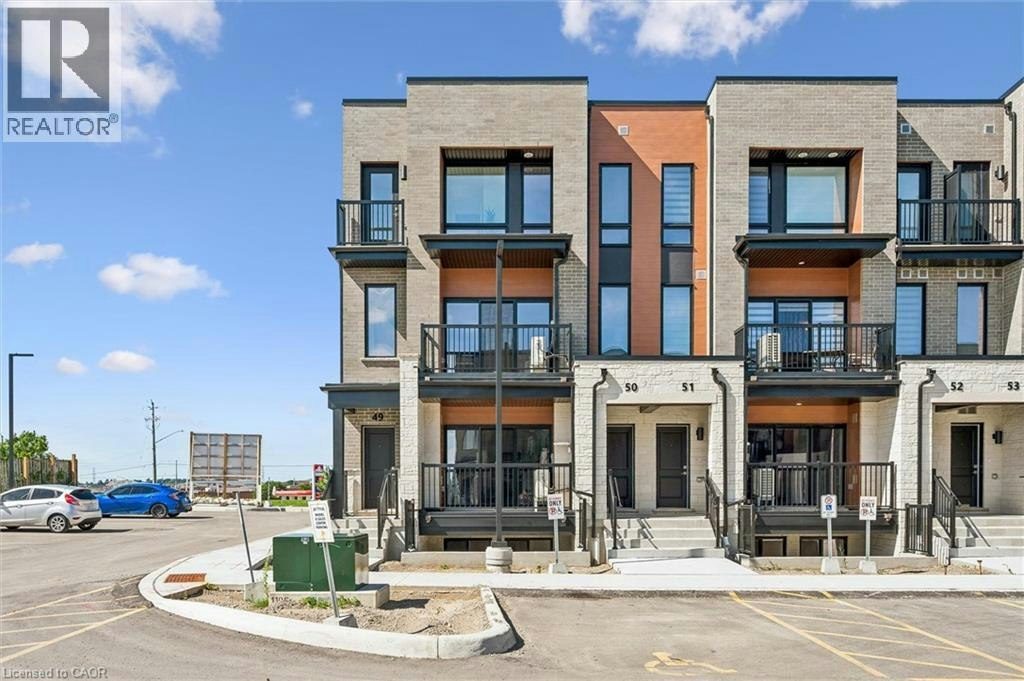 C050-525 Erinbrook Drive, Kitchener, ON, N2E 0L4