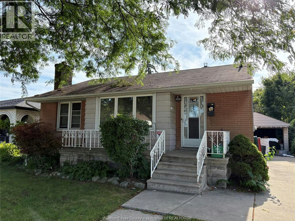 1255 Dot, Windsor, ON, N9C 3H9
