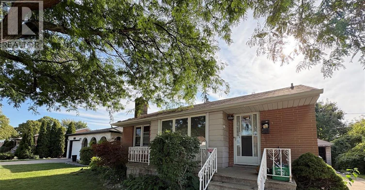 1255 Dot, Windsor, ON, N9C 3H9 - 2