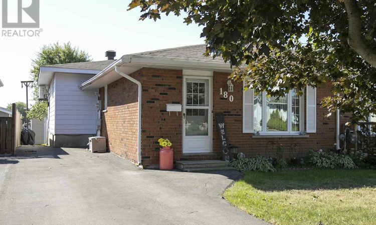 180 Bitonti Crescent