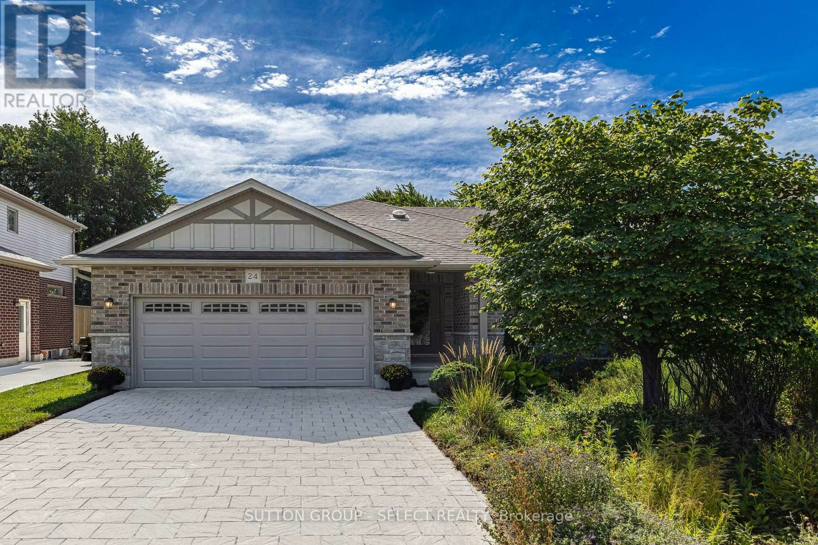 24 Brooker Trail, Thames Centre, ON, N0M 2P0